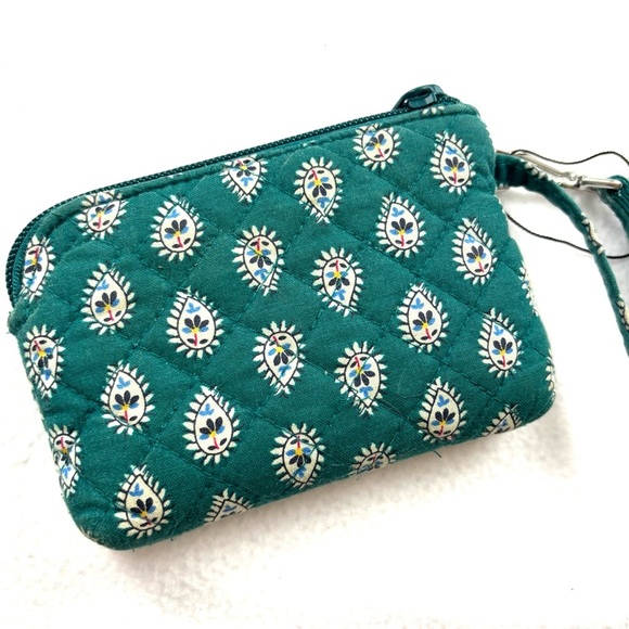 Vera BradleyGreen Paisley Embroider Rooster Inner Lined Penguin Wristlet Wallet - Picture 10 of 14